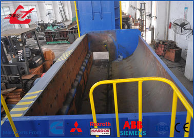 Prensa hidráulica Y83Q-6300C del esquileo para las carrocerías inútiles que embalan la fábrica de acero del esquileo