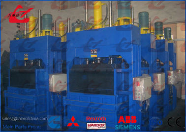 Máquina de embalaje vertical del modo hidráulico de la impulsión para las botellas plásticas del ANIMAL DOMÉSTICO de las cartulinas